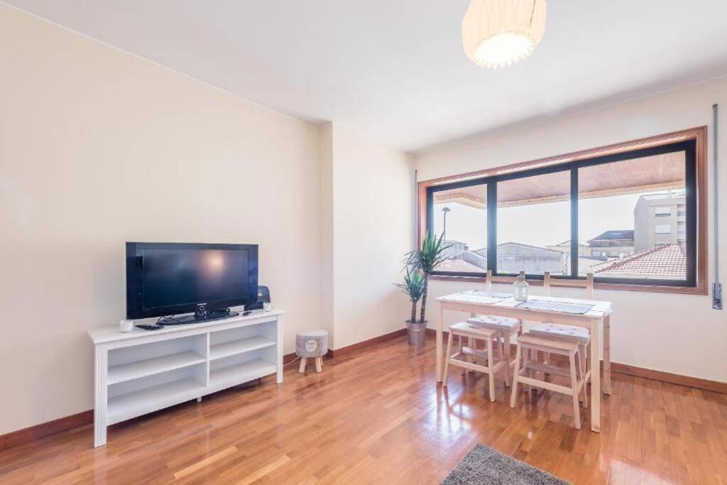 Gaia House - Apartamento Inteiro Junto Ao Metro فيلا نوفا دي غايا المظهر الخارجي الصورة
